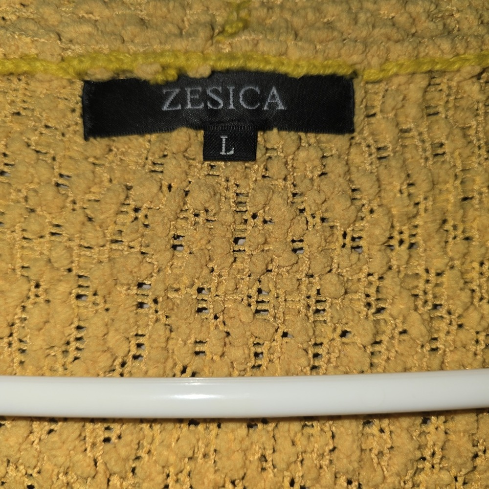 Zesica sunflower yellow ultra plush cardigan size LG - Picture 2 of 6